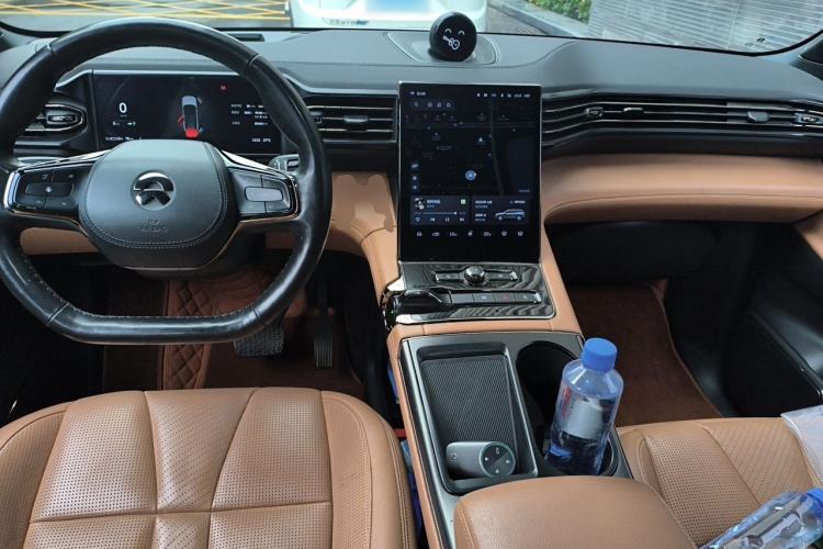 Used Nio ES8 2020 580 km Range Six-Seater Version Center Console