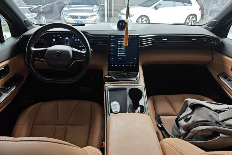 Used Nio ES8 2020 580 km Range Six-Seater Version Center Console