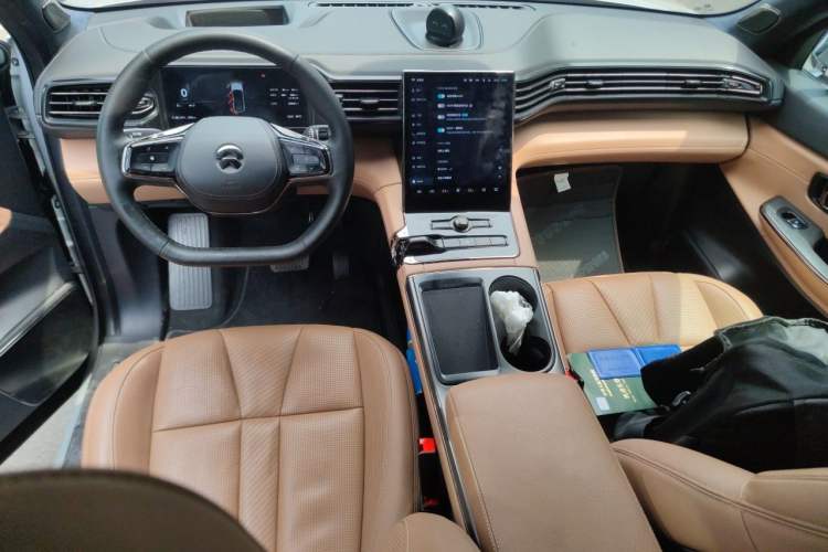Used Nio ES8 2020 415 km Range 6-Seater Version Center Console