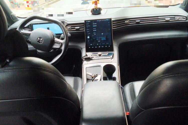 Used Nio ES8 2020 580 km Range Six-Seater Version Center Console