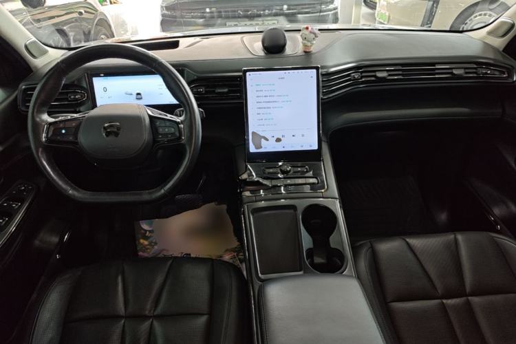 Used Nio ES8 2020 580 km Range Signature Edition Six-Seater Version Center Console
