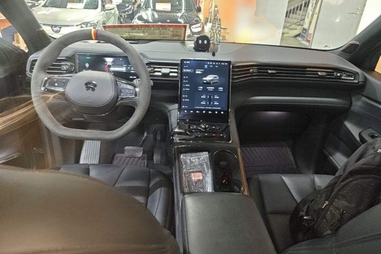 Used Nio ES8 2020 415 km Signature Edition 6-Seater Version Center Console