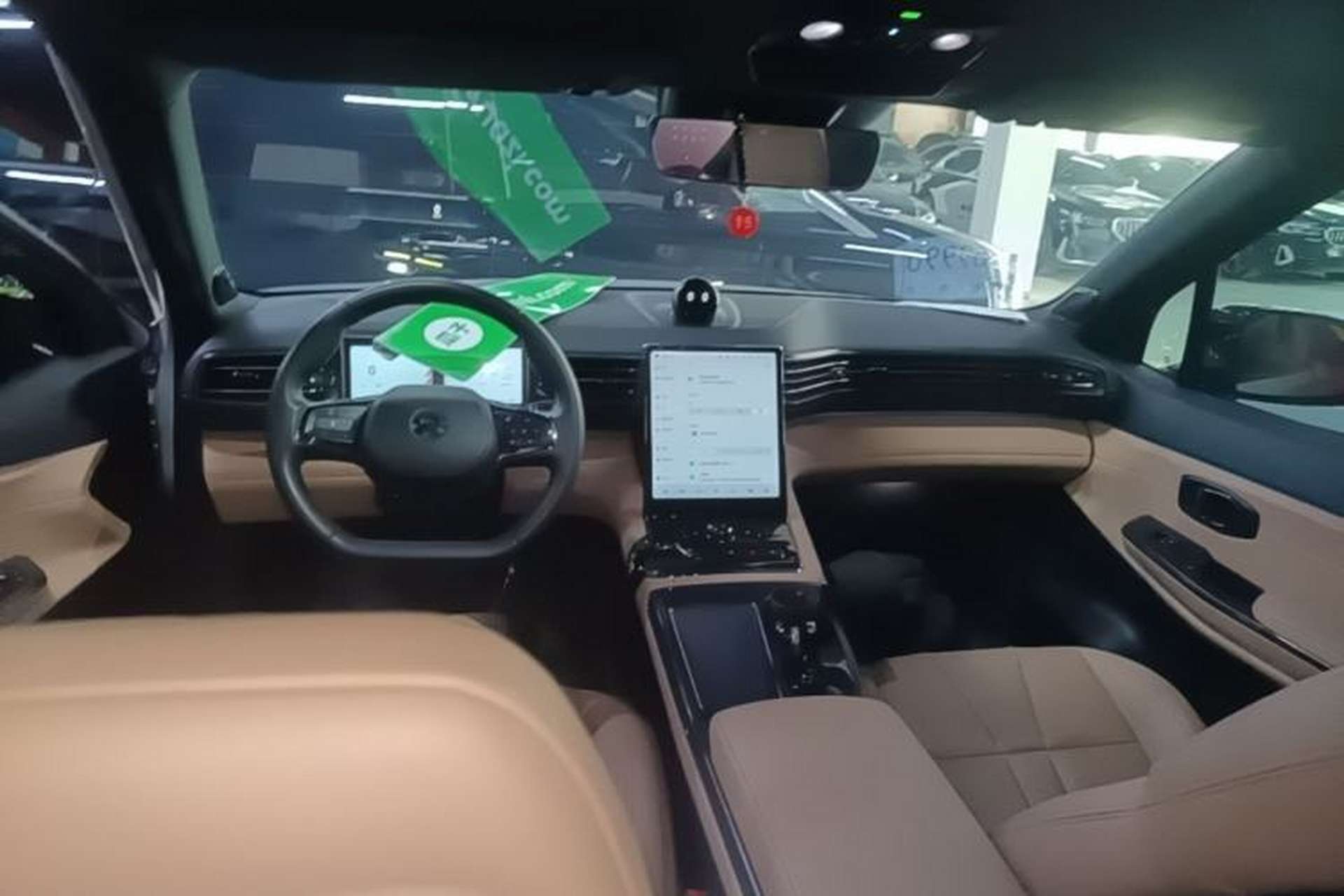 Used Nio ES8 2020 580 km Range 7-Seater Version Center Console
