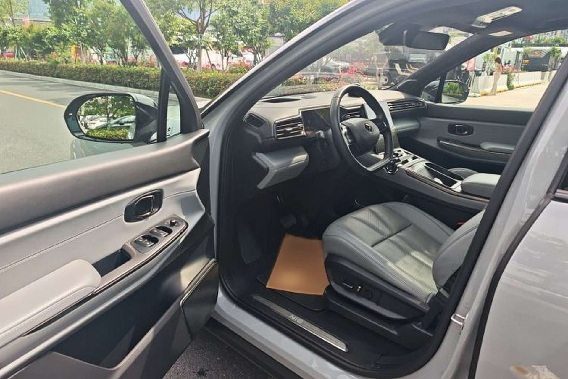 Used Nio ES8 2020 580 km Range Signature Edition Six-Seater Version Driver Seat