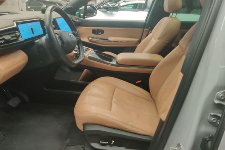 Used Nio ES8 2020 415 km Range 7-Seater Version Driver Seat