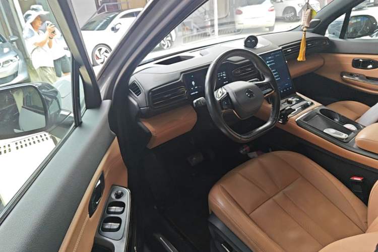 Used Nio ES8 2020 580 km Range Six-Seater Version Driver Seat