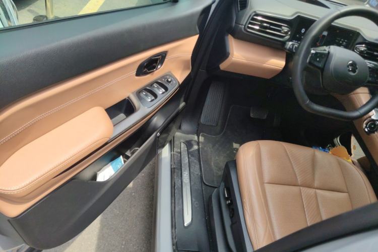 Used Nio ES8 2020 415 km Range 6-Seater Version Driver Seat