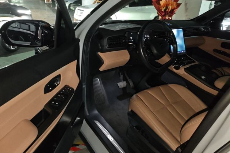 Used Nio ES8 2020 415 km Range 7-Seater Version Driver Seat