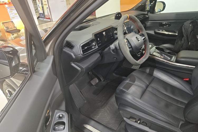 Used Nio ES8 2020 415 km Signature Edition 6-Seater Version Driver Seat