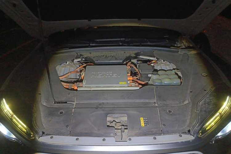 Used Nio ES8 2020 415 km Range 6-Seater Version Engine Bay