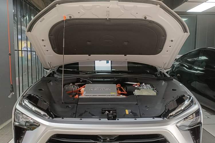 Used Nio ES8 2020 415 km Signature Edition 6-Seater Version Engine Bay