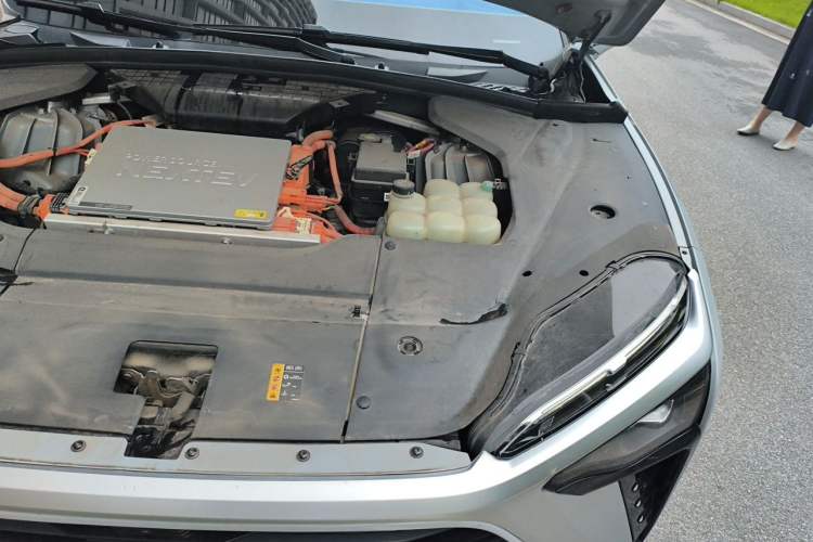 Used Nio ES8 2020 580 km Range Six-Seater Version Engine Bay Left