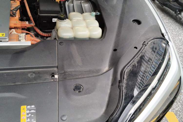 Used Nio ES8 2020 580 km Range Six-Seater Version Engine Bay Left