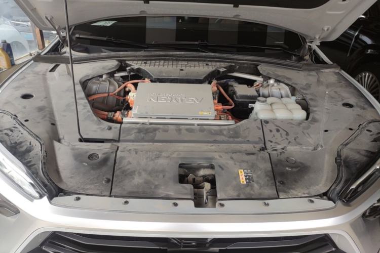 Used Nio ES8 2020 450 km Range 7-Seater Version Engine Bay