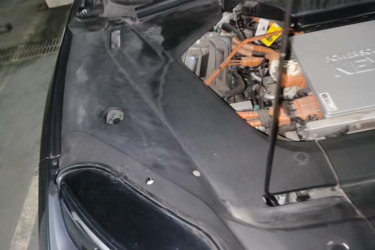 Used Nio ES8 2020 580 km Range Signature Edition Six-Seater Version Engine Bay Right