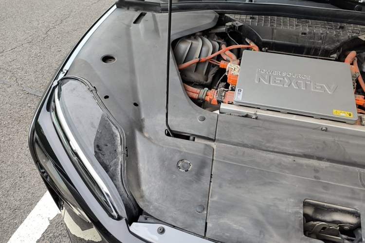 Used Nio ES8 2020 580 km Range Six-Seater Version Engine Bay Right