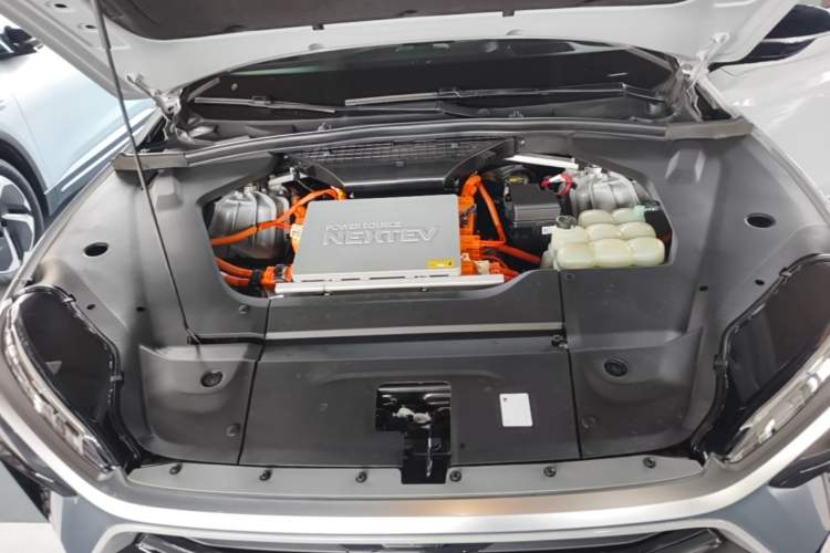 Used Nio ES8 2020 415 km Range 6-Seater Version Engine Bay