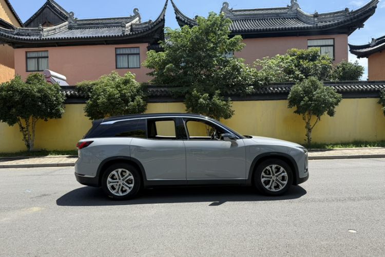 Used Nio ES8 2020 415 km Range 6-Seater Version Exterior 2