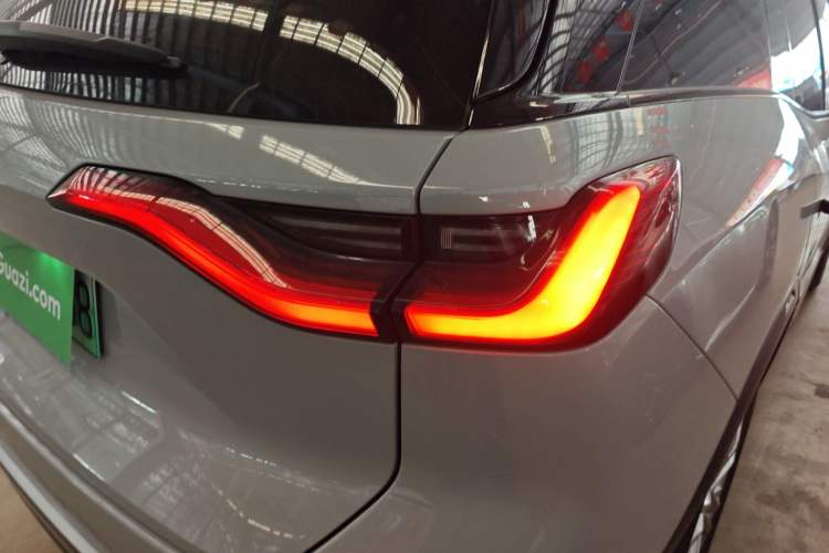 Used Nio ES8 2020 580 km Range Six-Seater Version Exterior 3