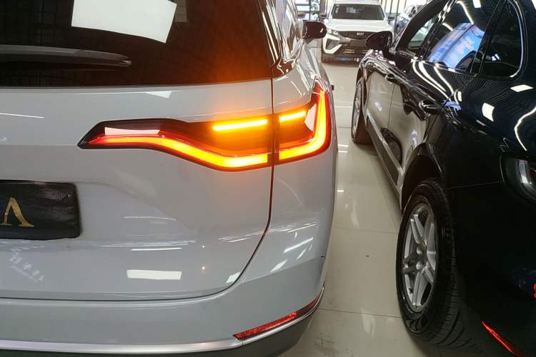 Used Nio ES8 2020 580 km Range Signature Edition Six-Seater Version Exterior 3
