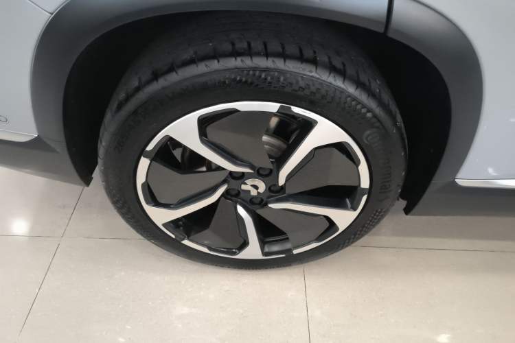 Used Nio ES8 2020 580 km Signature Edition 7-Seater Version Exterior 4