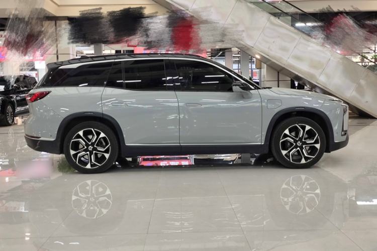 Used Nio ES8 2020 415 km Signature Edition 6-Seater Version Exterior 4