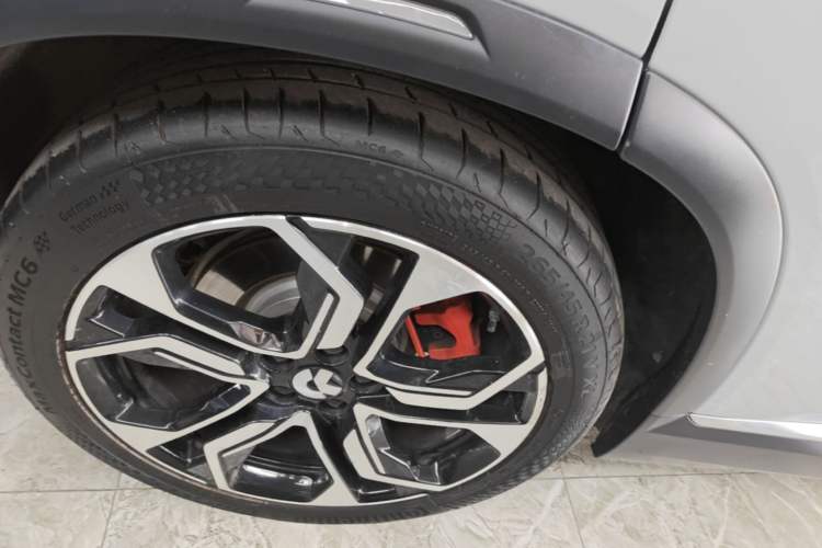 Used Nio ES8 2020 580 km Range Signature Edition Six-Seater Version Exterior 5