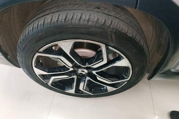 Used Nio ES8 2020 580 km Range Signature Edition Six-Seater Version Exterior 5