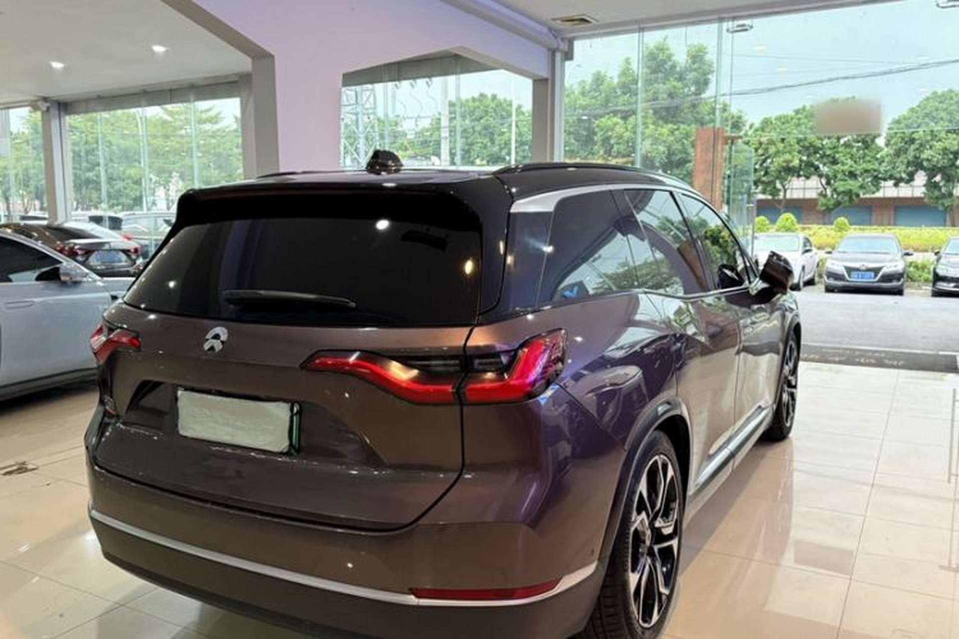 Used Nio ES8 2020 415 km Signature Edition 6-Seater Version Exterior 7