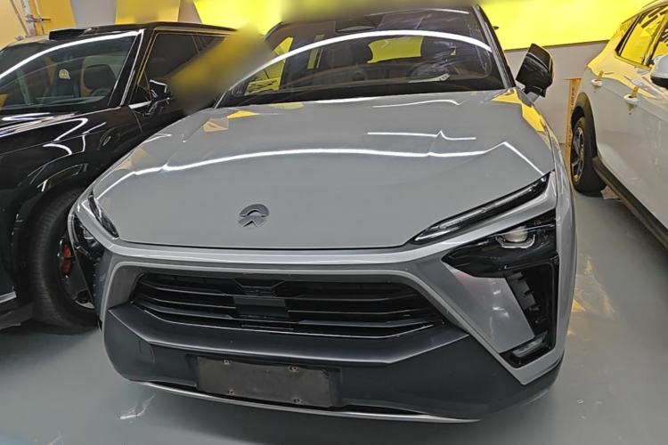 Used Nio ES8 2020 580 km Range Signature Edition Six-Seater Version Front