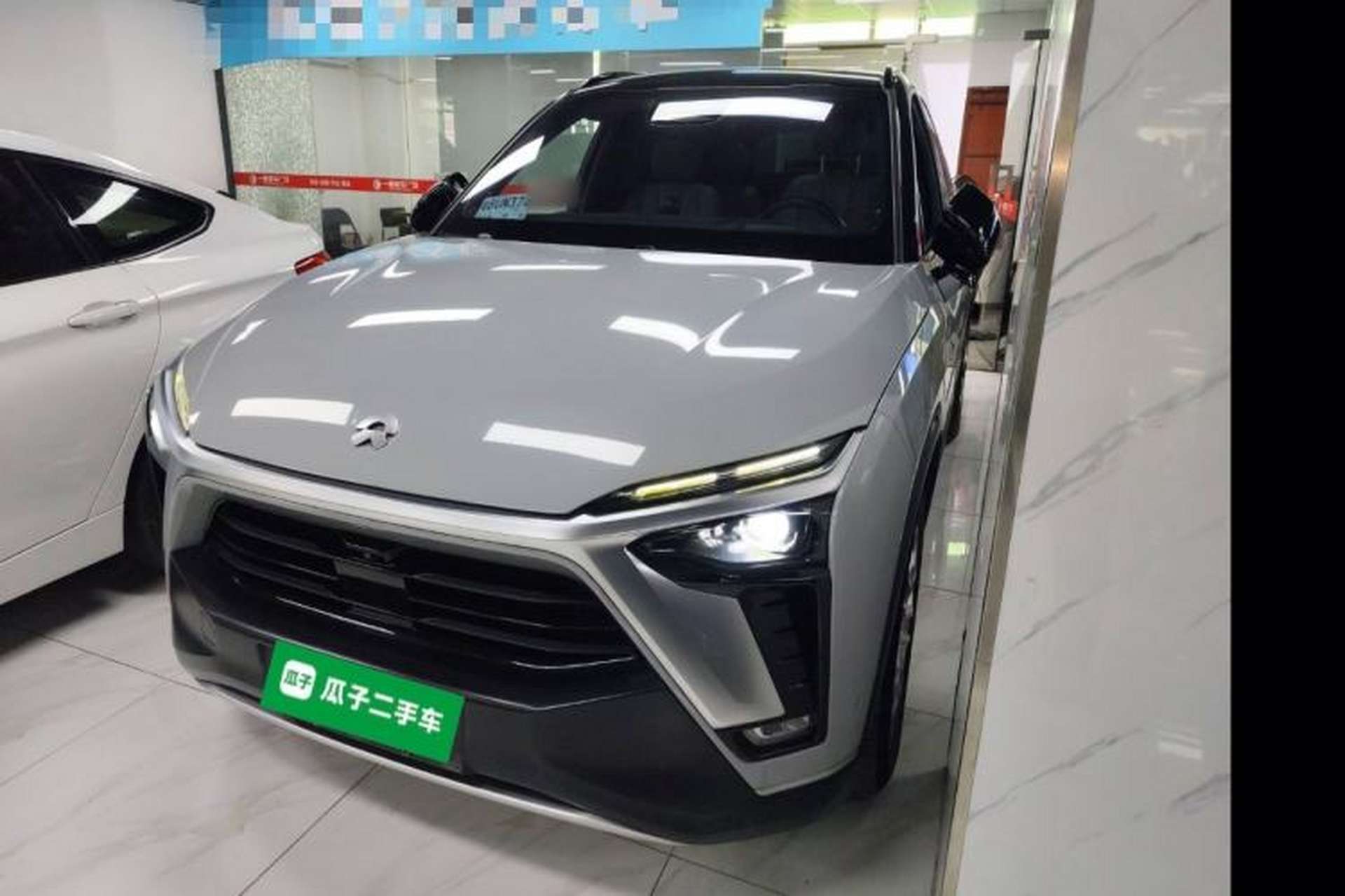Used Nio ES8 2020 415 km Range 6-Seater Version Front Left 45 Deg