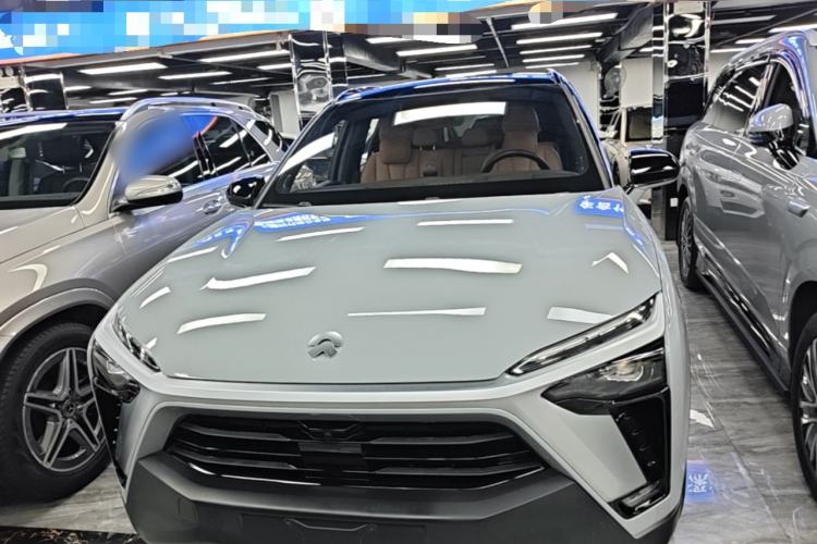Used Nio ES8 2020 580 km Signature Edition 7-Seater Version Front
