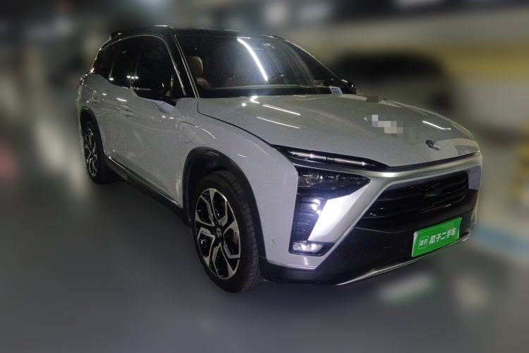 Used Nio ES8 2020 580 km Range Signature Edition Six-Seater Version Front Right 45 Deg