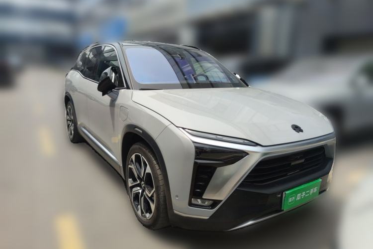 Used Nio ES8 2020 415 km Range 6-Seater Version Front Right 45 Deg
