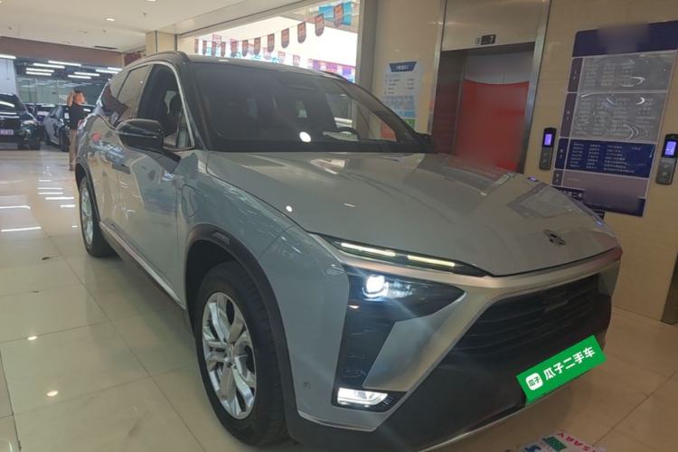 Used Nio ES8 2020 580 km Range Six-Seater Version Front Right 45 Deg