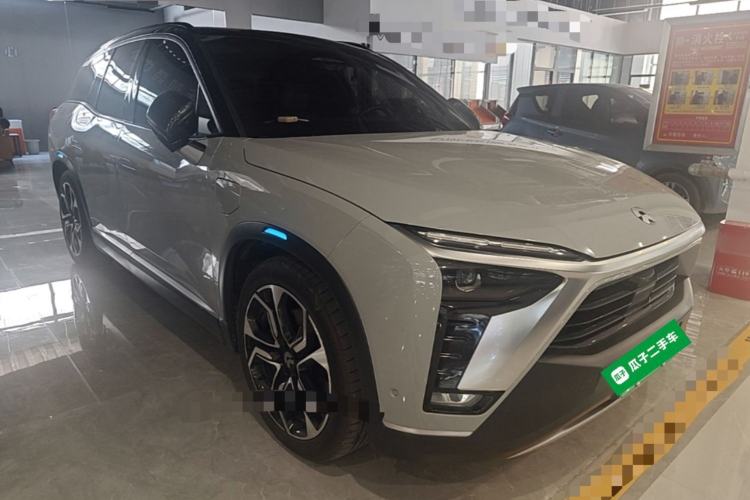 Used Nio ES8 2020 415 km Signature Edition 6-Seater Version Front Right 45 Deg