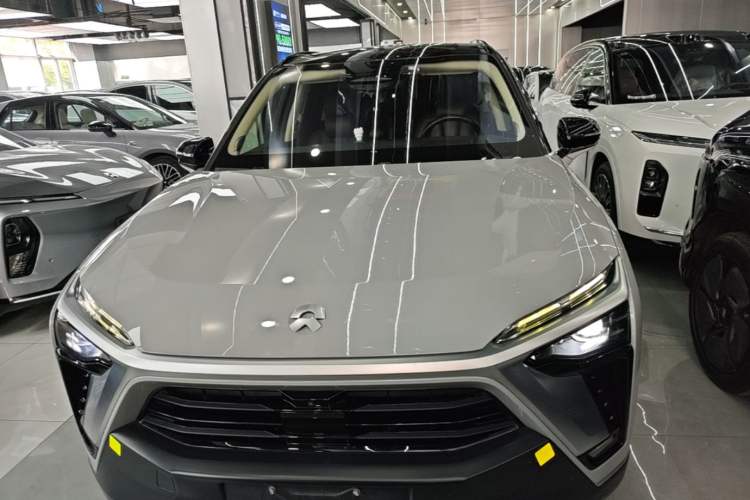 Used Nio ES8 2020 580 km Range Signature Edition Six-Seater Version Front