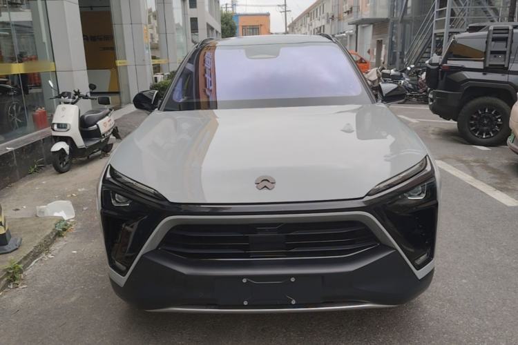 Used Nio ES8 2020 415 km Signature Edition 6-Seater Version Front