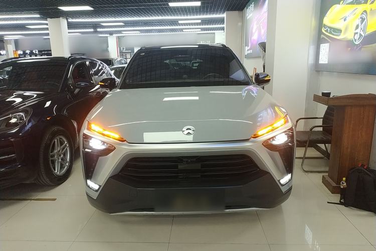 Used Nio ES8 2020 580 km Range Signature Edition Six-Seater Version Front