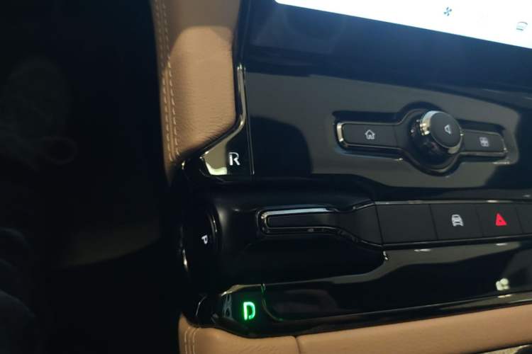 Used Nio ES8 2020 415 km Range 6-Seater Version Gear Lever