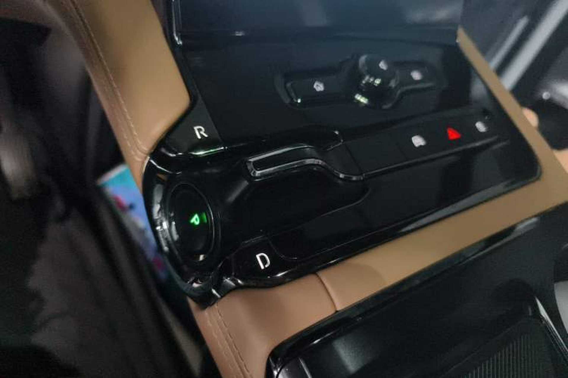Used Nio ES8 2020 580 km Range Signature Edition Six-Seater Version Gear Lever