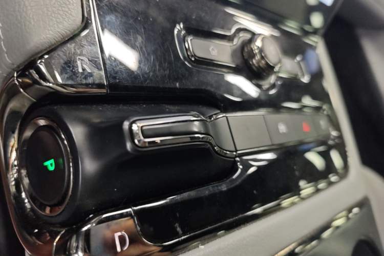 Used Nio ES8 2020 580 km Range Six-Seater Version Gear Lever