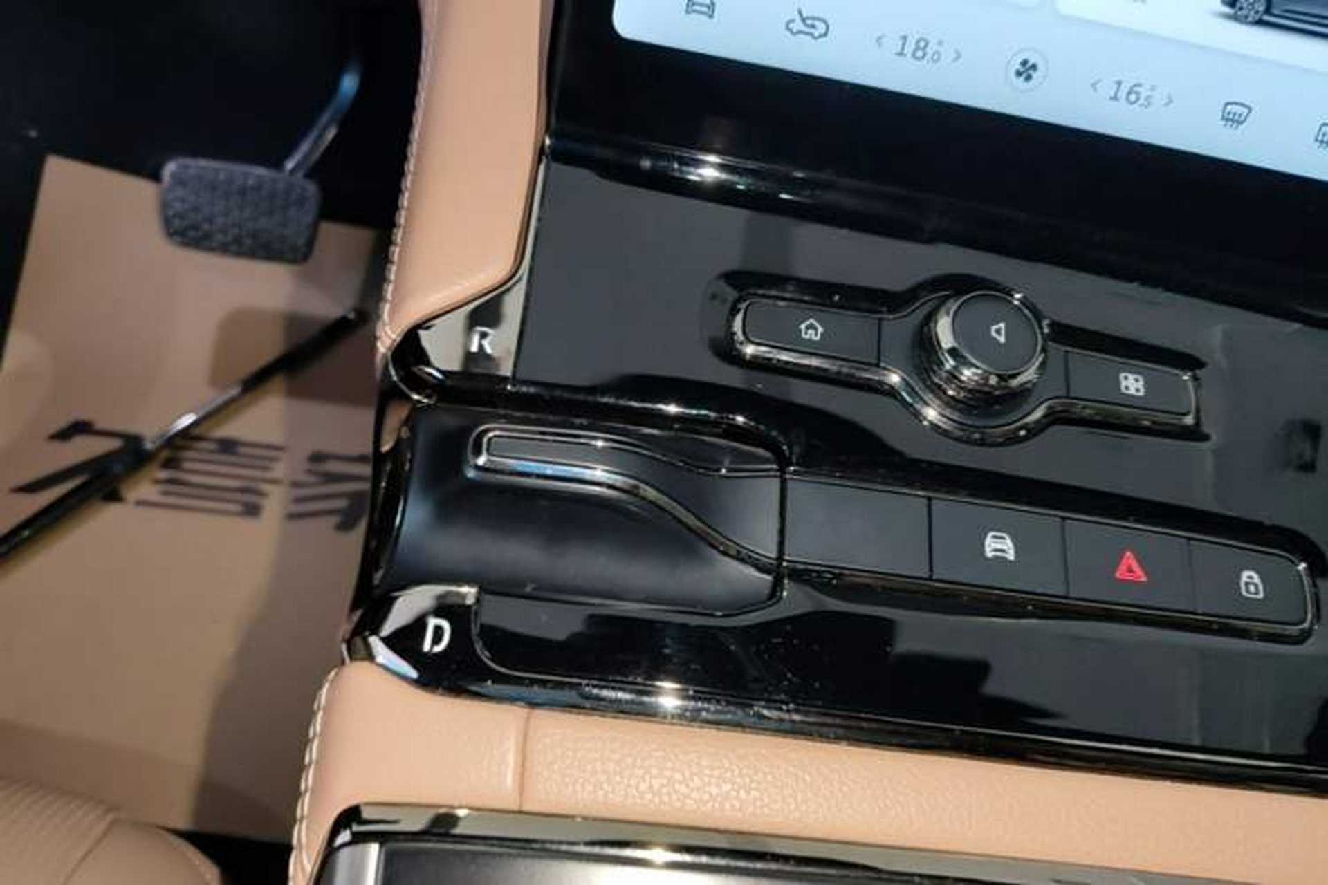 Used Nio ES8 2020 450 km Range 6-Seater Version Gear Lever