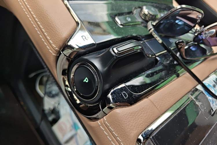 Used Nio ES8 2020 415 km Range 6-Seater Version Gear Lever