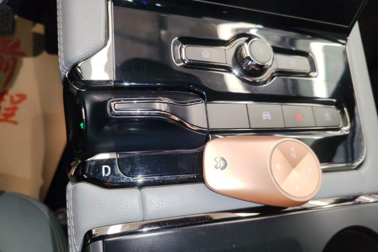 Used Nio ES8 2020 580 km Range Six-Seater Version Gear Lever
