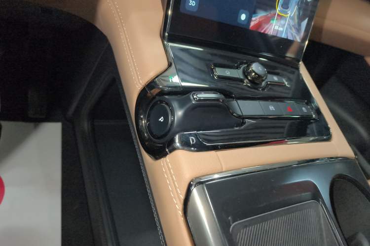 Used Nio ES8 2020 415 km Range 6-Seater Version Gear Lever