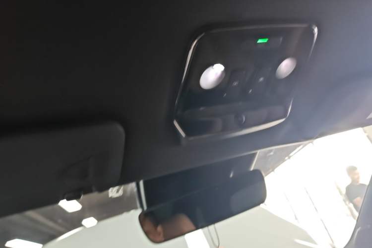 Used Nio ES8 2020 415 km Range 7-Seater Version Headliner