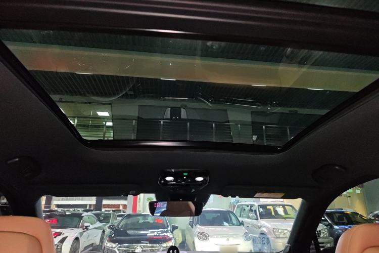 Used Nio ES8 2020 415 km Range 7-Seater Version Headliner