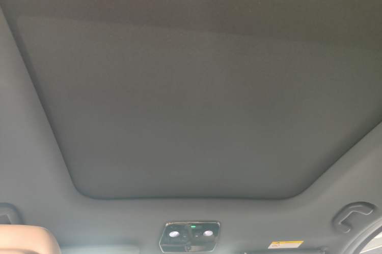 Used Nio ES8 2020 415 km Range 6-Seater Version Headliner