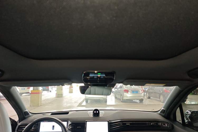 Used Nio ES8 2020 580 km Range Six-Seater Version Headliner